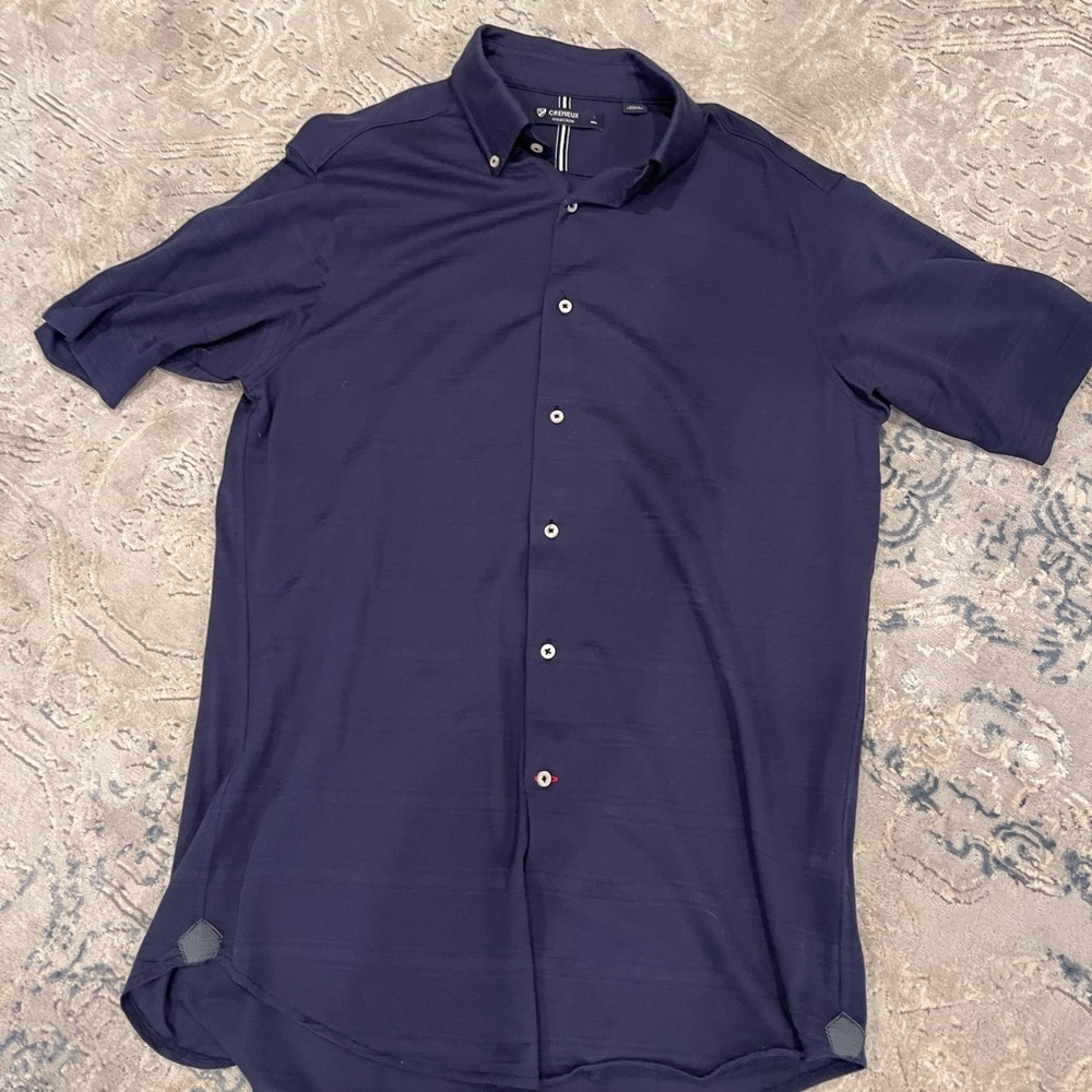 NWOT Men’s Woven Short Sleeve Button Down
